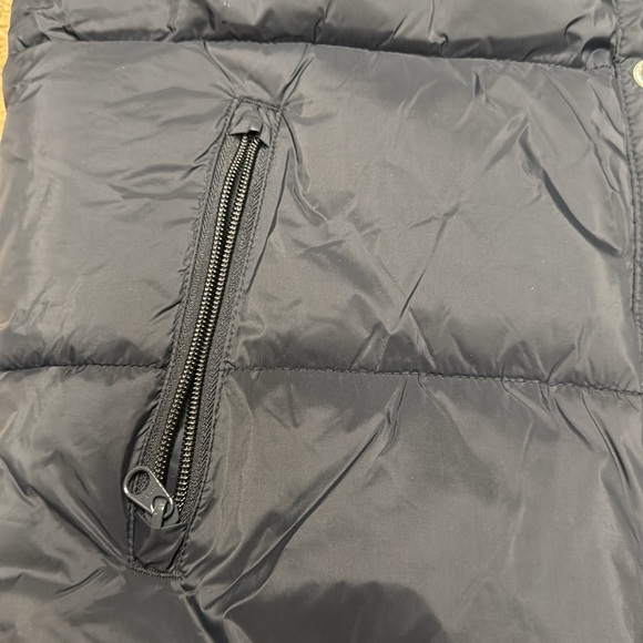 Old Navy men’s puffer vest 90s style. XS - Picture 3 of 4